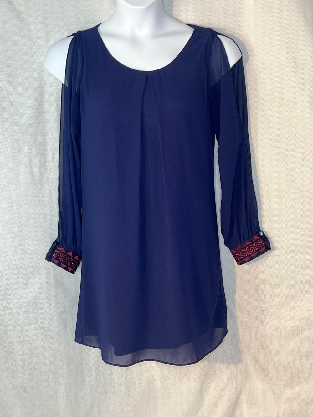 BCX Dress Navy Blue Chiffon Long Cold Sleeve W/Embroidered Cuffs Front Pleat L👍